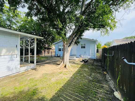 4th image of 1423 W Mariposa Dr