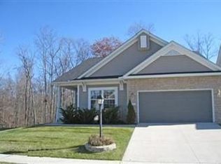 18297 Crystal Lakes Dr, North Royalton, OH 44133