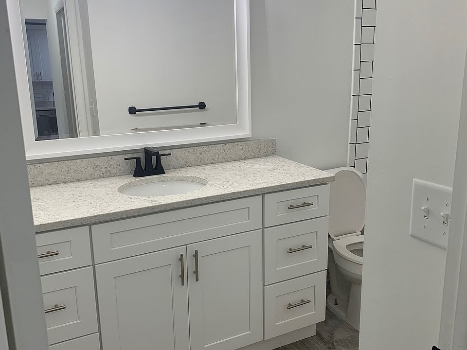 1st image of 105 N Kendall Ave #3M