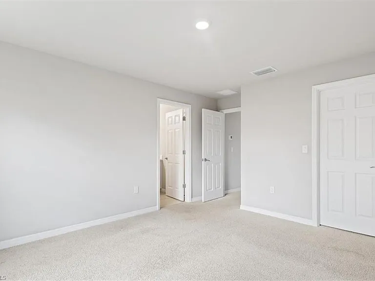 15245 Wildflower Cir — Photo 18