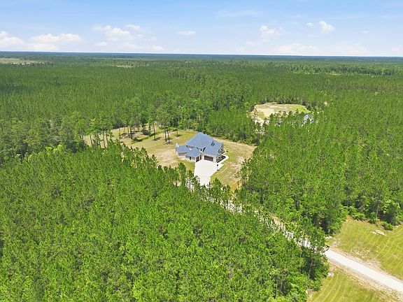 4th image of 271 Plantation Trace Dr