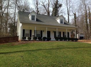 8130 Ottawa Ln, Charlotte, NC 28227