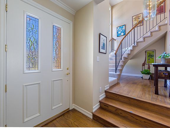 4th image of 32106 Oakshore Dr