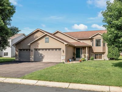 702 Black Forest Rd, New Germany, MN, 55367