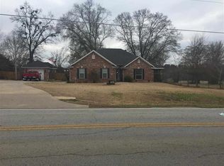 2116 Page Rd, Longview, TX 75601