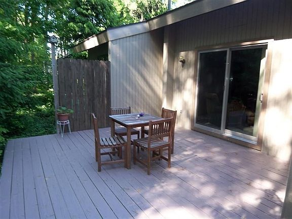 4th image of 11907 Juniper Hills Ct