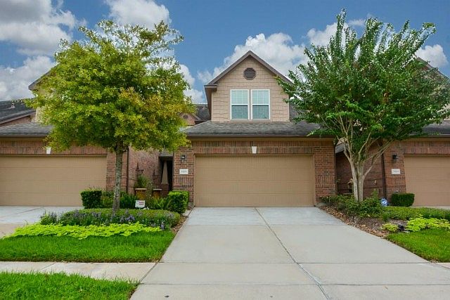 1st image of 1219 Glenwood Canyon Ln