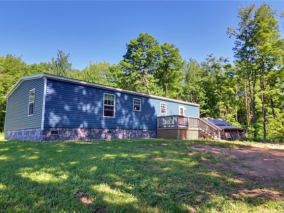 3rd image of 743 Kirk Rd