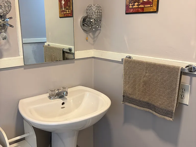 247-249 Wildwood Dr #2 — Photo 19