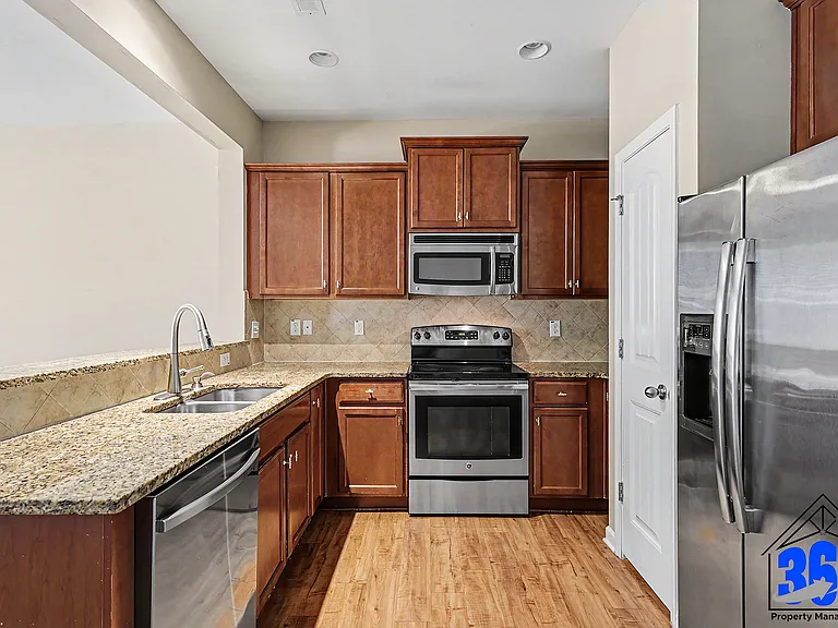 2229 Sunny Cove Dr — Photo 9