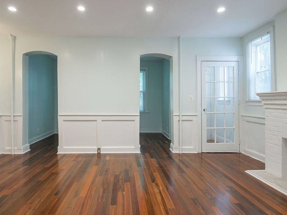 1st image of 3337 83rd St #1