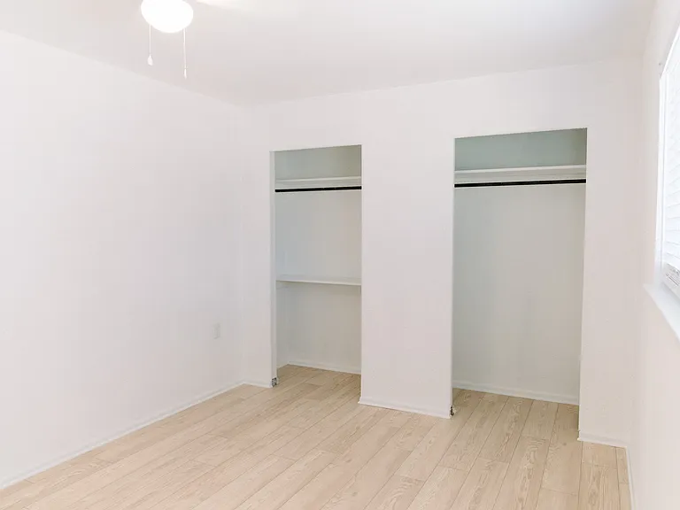 1385 Oblate Dr — Photo 15