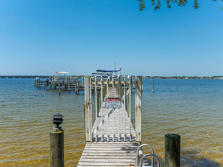 269 Shalimar Dr — Photo 47