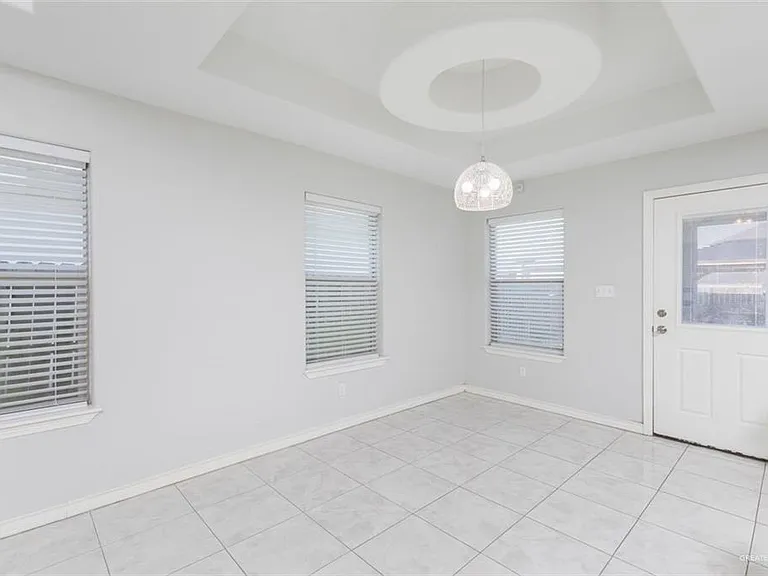 1340 N 11th St — Photo 5
