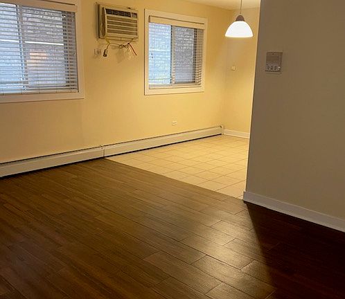 4th image of 317 Wisconsin Ave #1
