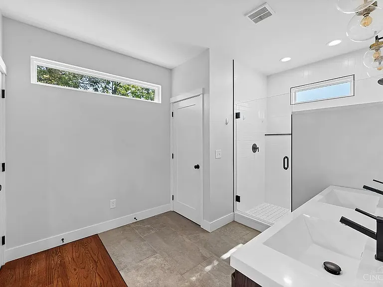 313 Cleveland Ave — Photo 16