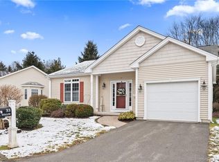 33 Quail Holw #33, Enfield, CT 06082