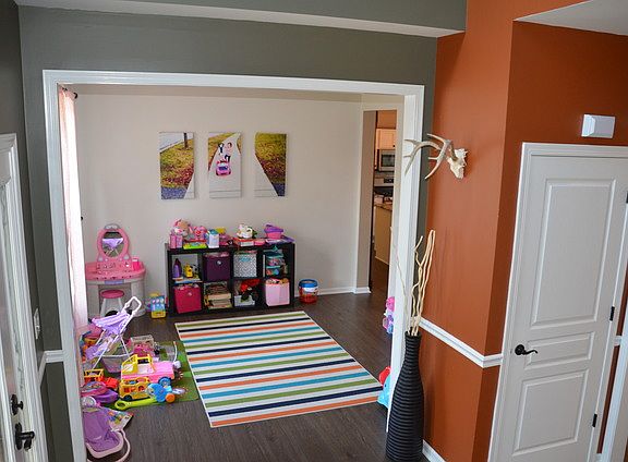 4th image of 11703 Presley Cir