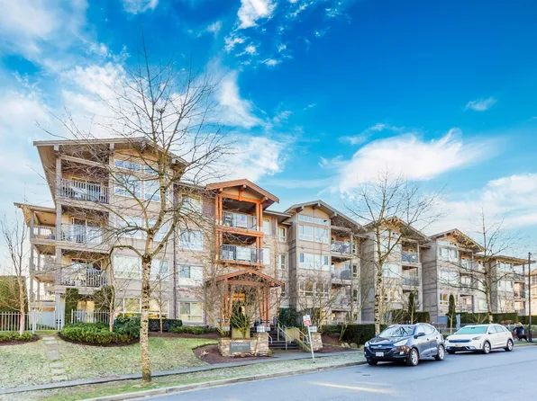 3132 Dayanee Springs Blvd #401, Coquitlam, BC V3E 0B5