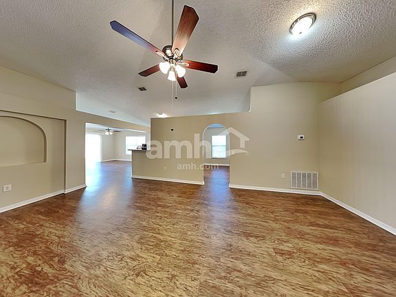 3rd image of 3614 Braeden Ct