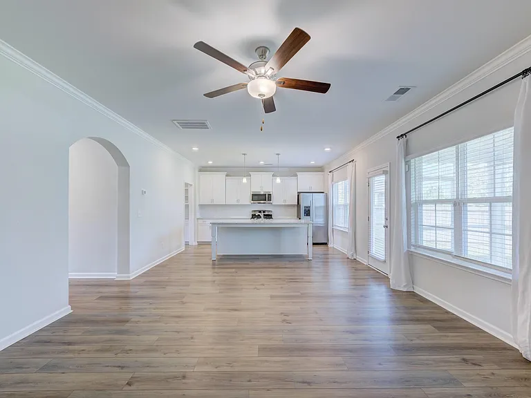151 Brockway Dr — Photo 20