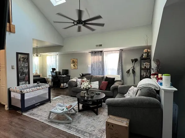 64 Basswood Ct, Warrington, PA 18976