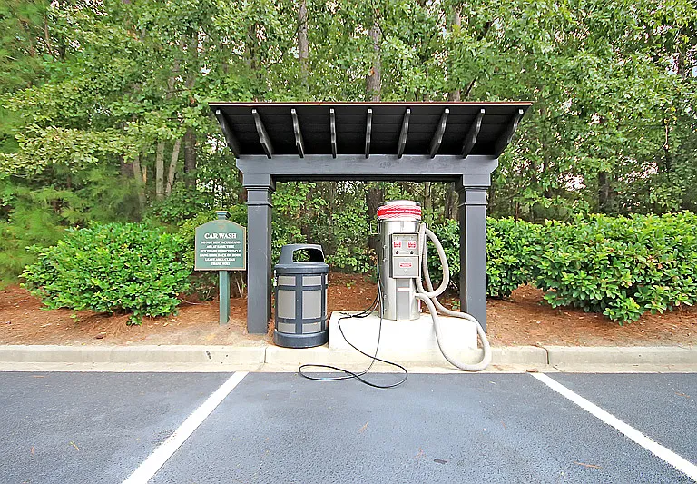 "The Battery" car wash station