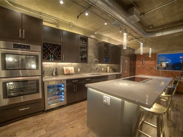 2000 Bagby St APT 3441, Houston, TX 77002