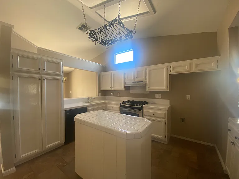 5344 W Sunnyside Ct — Photo 5