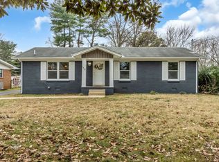 1510 Foxdale Dr, Murfreesboro, TN 37130