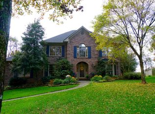 617 Summit Lake Ct, Knoxville, TN 37922