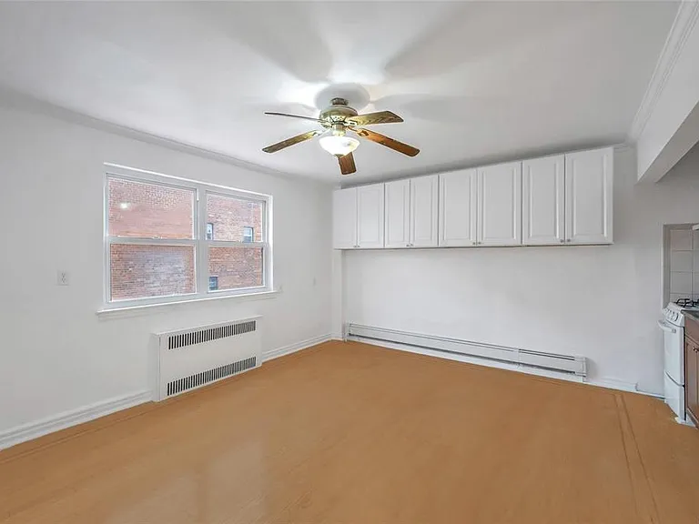 67-03 Burns St #2N — Photo 3