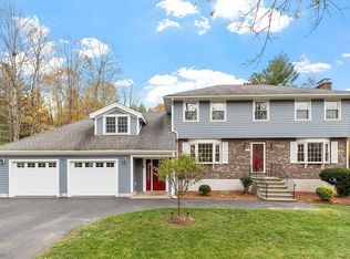 22 Selfridge Rd, Bedford, MA 01730