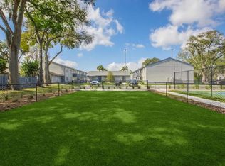 401 Monument Rd #1, Jacksonville, FL 32225