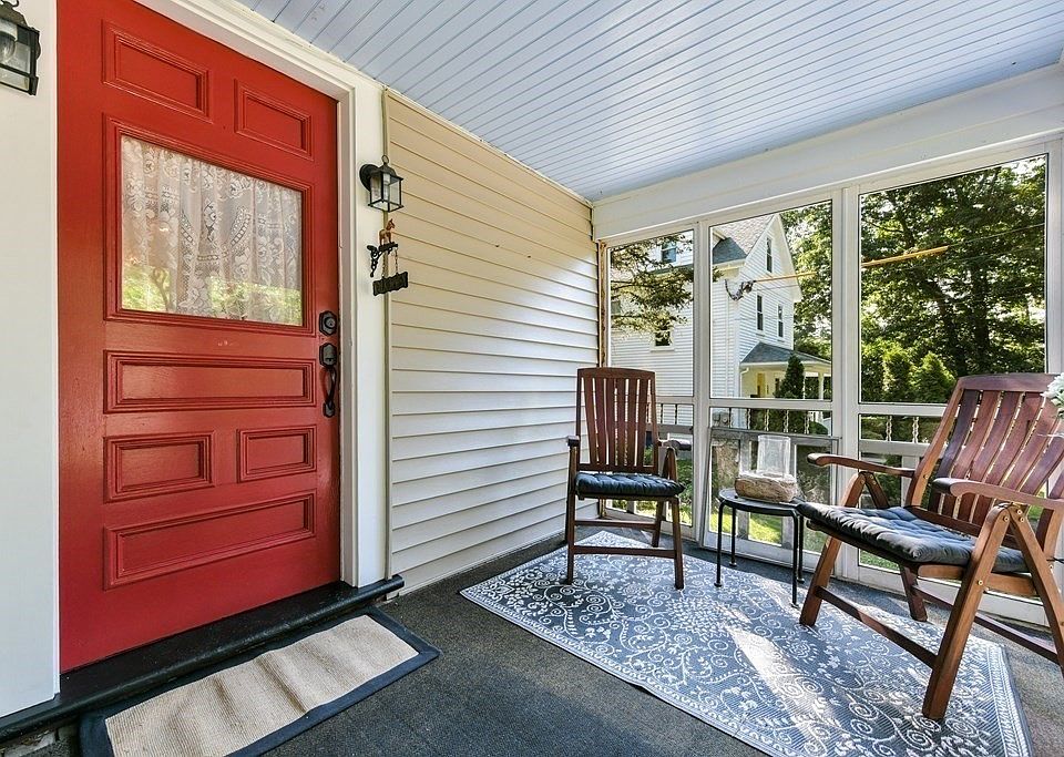 131 Robbins St, Milton, MA 02186 Zillow
