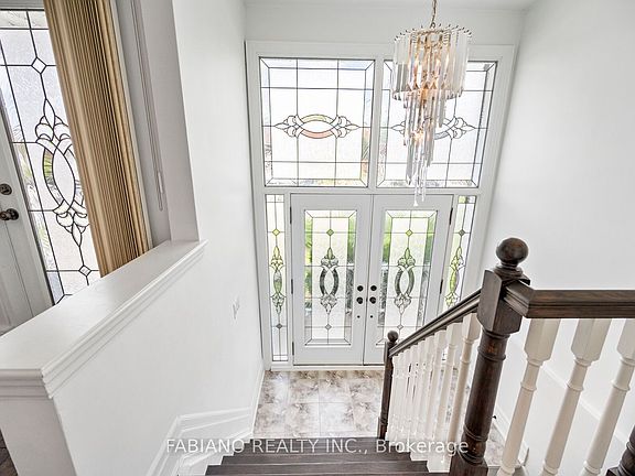 5th image of 48 Sorlyn Ave