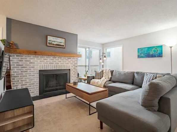 3402 S Parkdale Blvd NW #7, Calgary, AB T2N 3T4