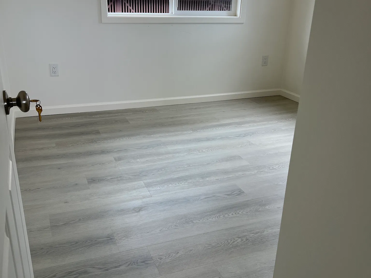 1051 5th Ave — Photo 3