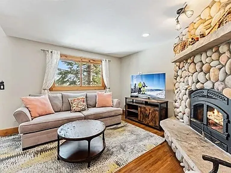 6726 Ryan Gulch Rd — Photo 8