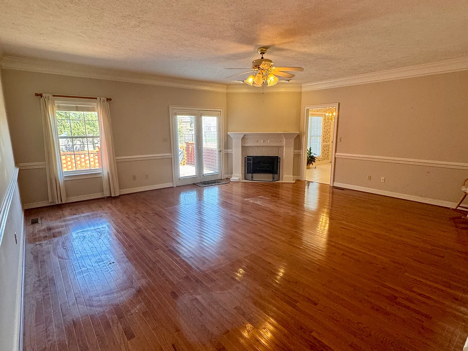 4 bed, 3175 sqft, $3,900 — Photo 4