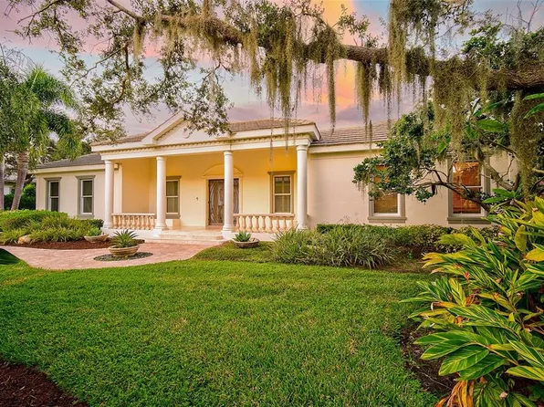 252 Osprey Point Dr, Osprey, FL 34229