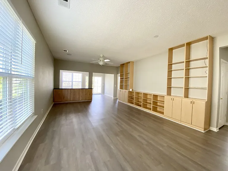 565 Colonel Thomas Heyward Rd — Photo 5