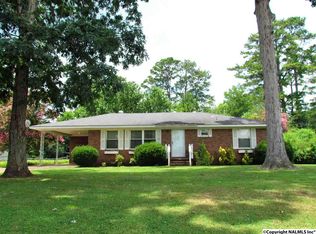 811 Jackson Dr, Athens, AL 35611