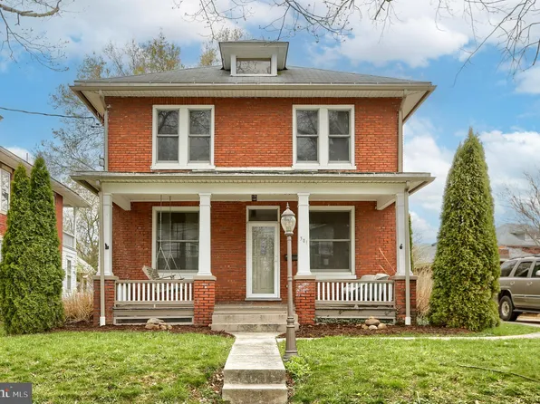 301 16th St, New Cumberland, PA 17070