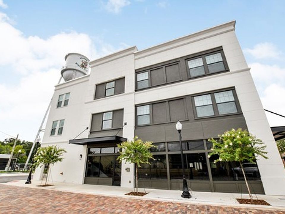 1st image of 109 S Boyd St #306