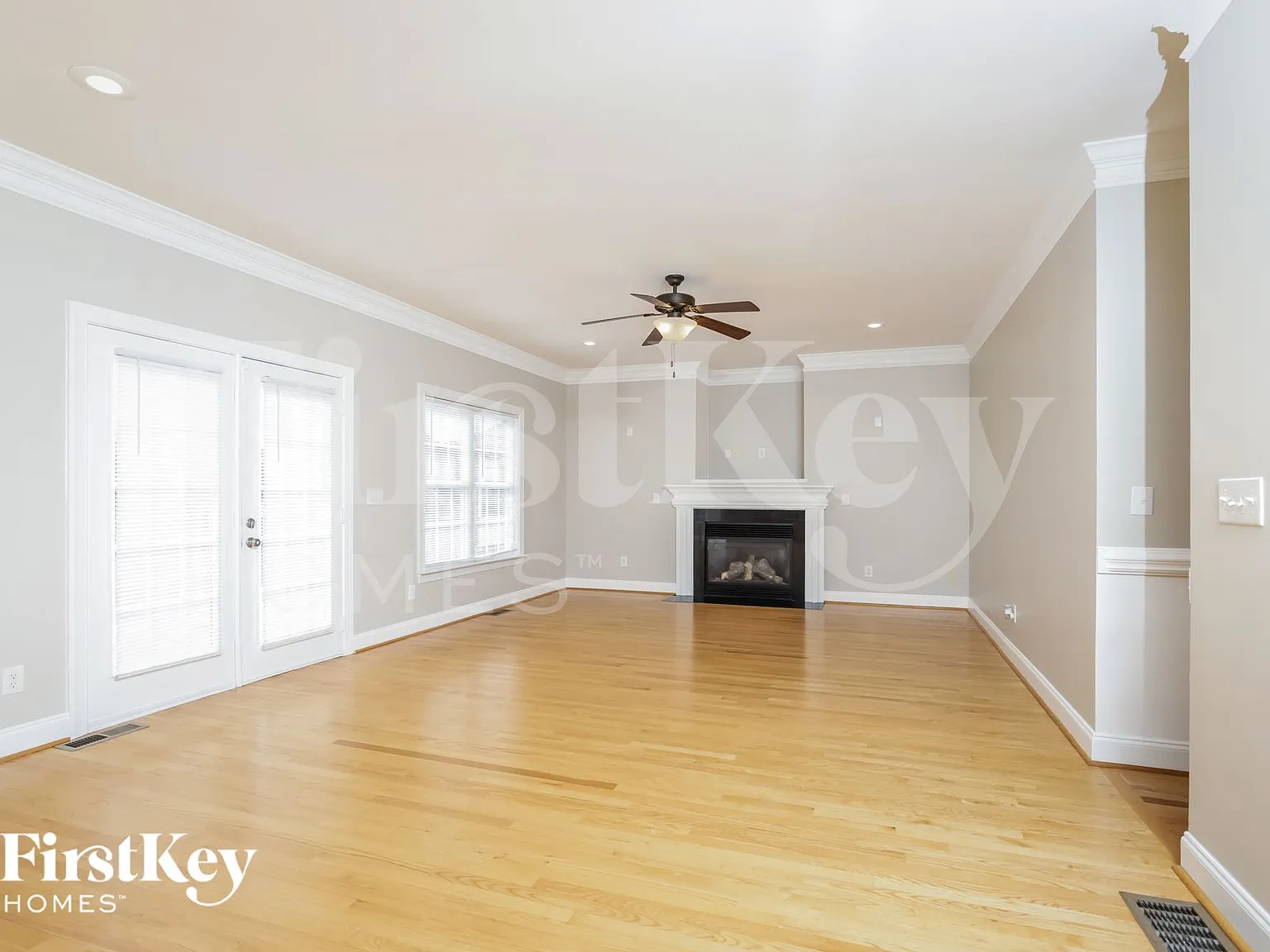 4 bed, 3.5 bath, 3201 sqft, $2,210 — Photo 3