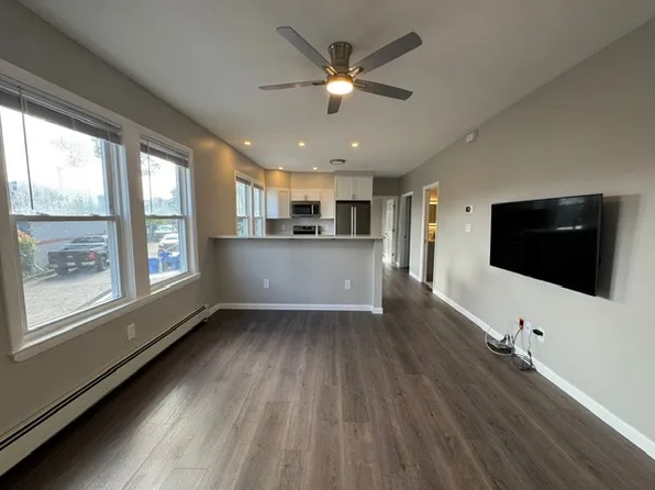 7 Fountain St #7, Waltham, MA 02453