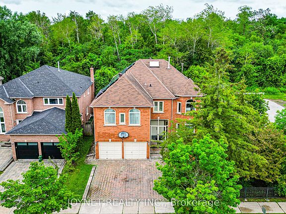 3rd image of 2 Woodriver St