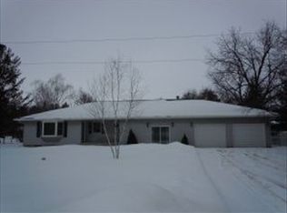 135 4th St NW, Oronoco, MN 55960