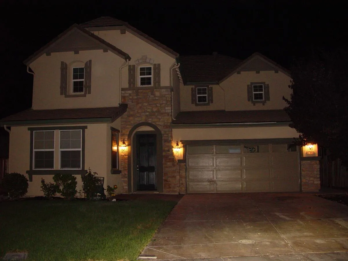 17965 Daffodil Hill St photo 1